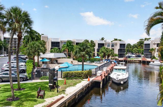 12 Royal Palm Way 501, Boca Raton, FL 33432