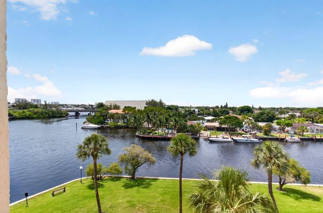 12 Royal Palm Way 501, Boca Raton, FL 33432