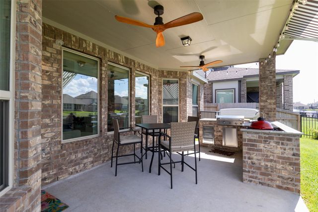 29471 Westhope Drive, Spring, TX 77386