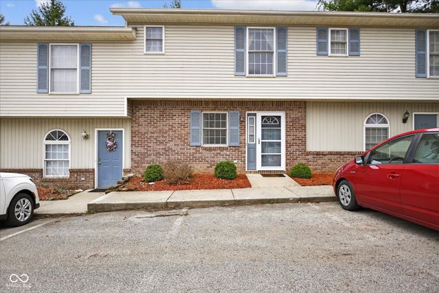 896 E Sherwood Hills Drive, Bloomington, IN 47401