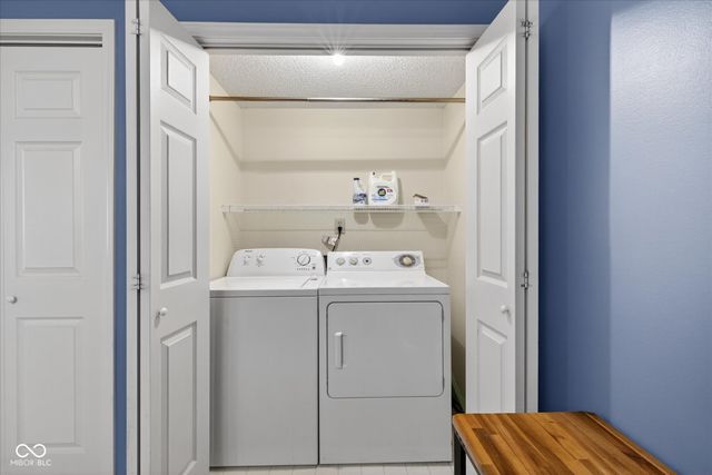 896 E Sherwood Hills Drive, Bloomington, IN 47401