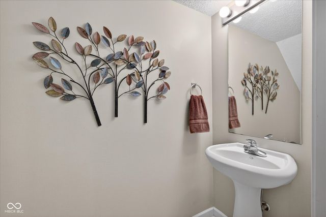 896 E Sherwood Hills Drive, Bloomington, IN 47401