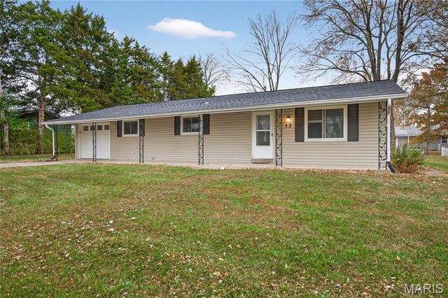 12 Tomahawk Lane, Warrenton, MO 63383