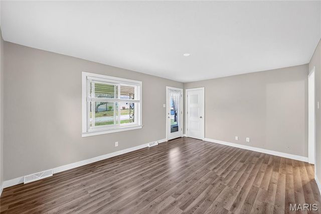 12 Tomahawk Lane, Warrenton, MO 63383