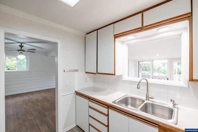 291 Janet Av N, Keizer, OR 97303