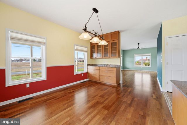 2576 HOOPERS ISLAND RD, Fishing Creek, MD 21634