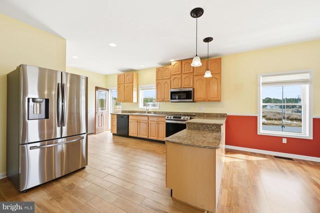 2576 HOOPERS ISLAND RD, Fishing Creek, MD 21634