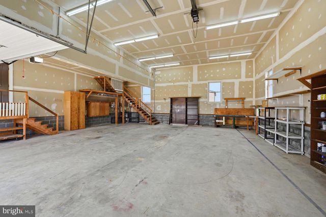 2576 HOOPERS ISLAND RD, Fishing Creek, MD 21634