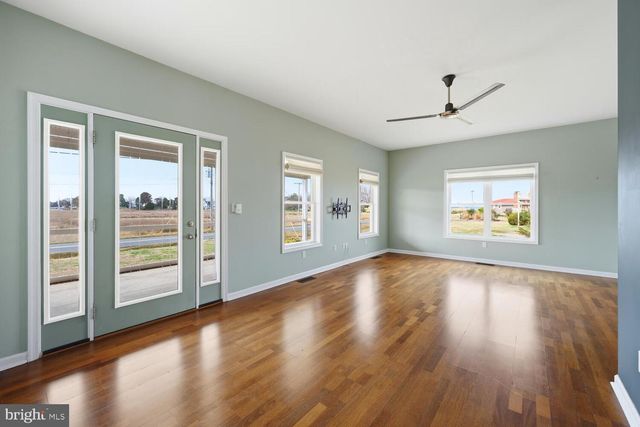 2576 HOOPERS ISLAND RD, Fishing Creek, MD 21634