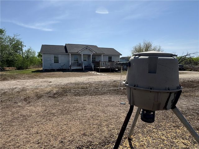 6785 Theresia St, Robstown, TX 78380