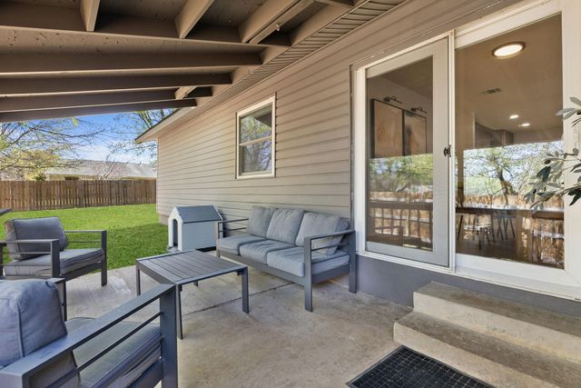 6809 Lunar DR, Austin, TX 78745