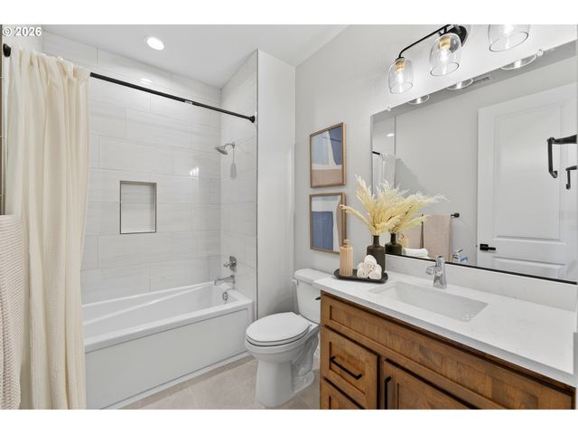 1144 N 41ST Pl, Ridgefield, WA 98642