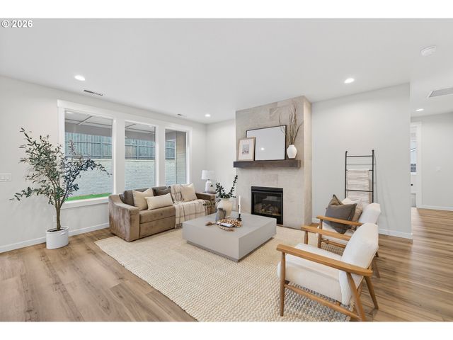 1144 N 41ST Pl, Ridgefield, WA 98642