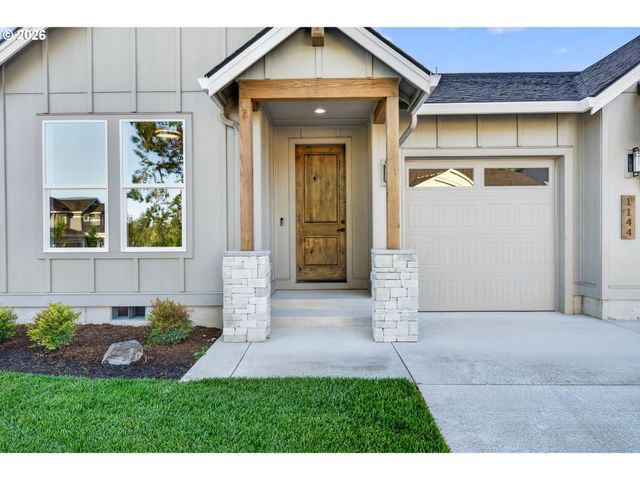 1144 N 41ST Pl, Ridgefield, WA 98642