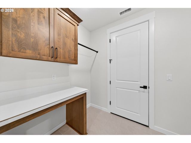 1144 N 41ST Pl, Ridgefield, WA 98642
