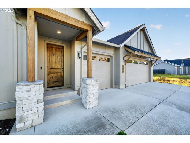 1144 N 41ST Pl, Ridgefield, WA 98642