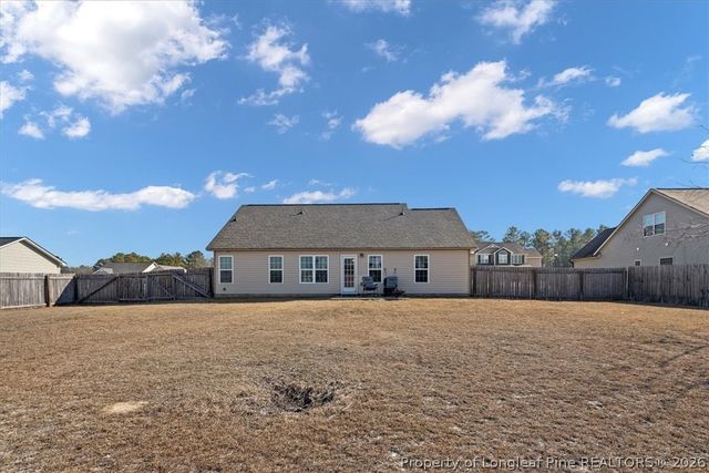 363 Feathers Lane, Raeford, NC 28376