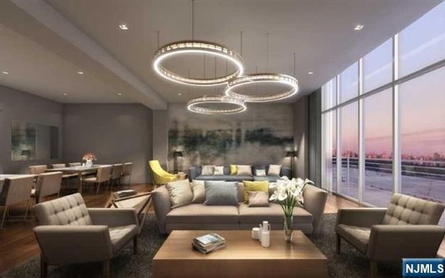 320 Adolphus Avenue 812, Cliffside Park, NJ 07010