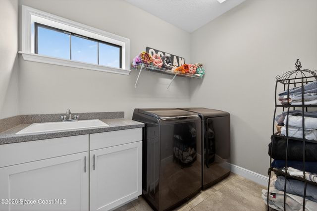 2343 Rodina Drive, Melbourne, FL 32940