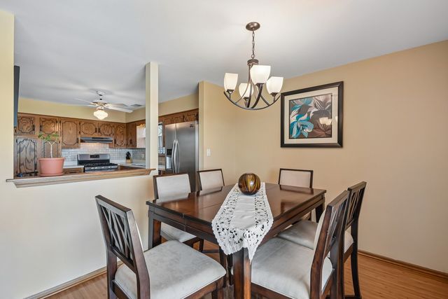 16518 Crescent Avenue 2N, Tinley Park, IL 60477
