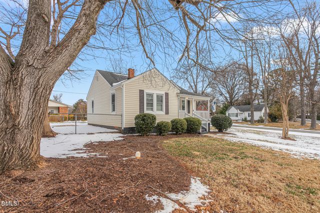 2303 Trail Five, Burlington, NC 27215