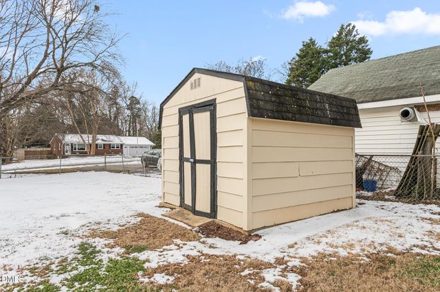 2303 Trail Five, Burlington, NC 27215