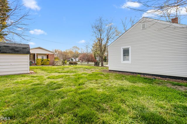 2303 Trail Five, Burlington, NC 27215