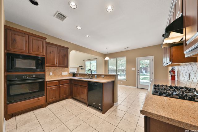 9019 RIO SEDONA DM, Helotes, TX 78023