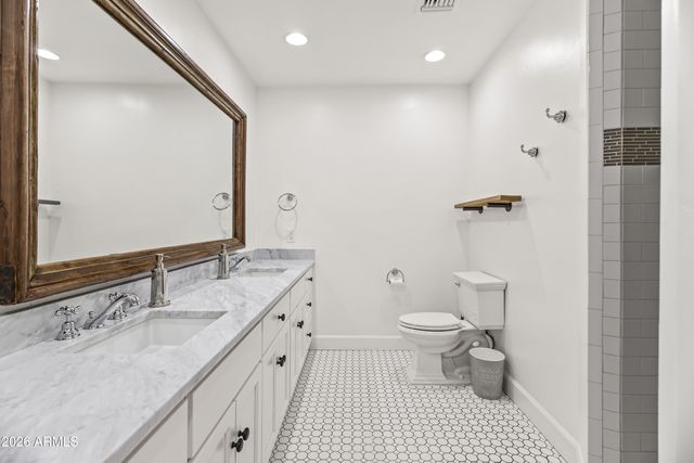 3433 E PASADENA Avenue, Phoenix, AZ 85018