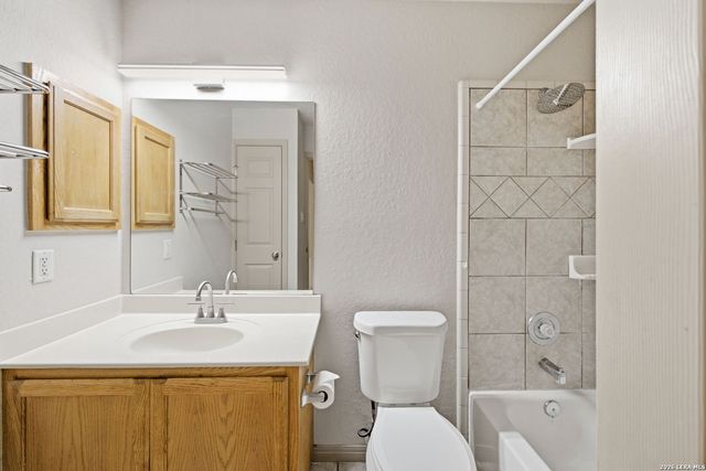 615 Claude W Black, San Antonio, TX 78203