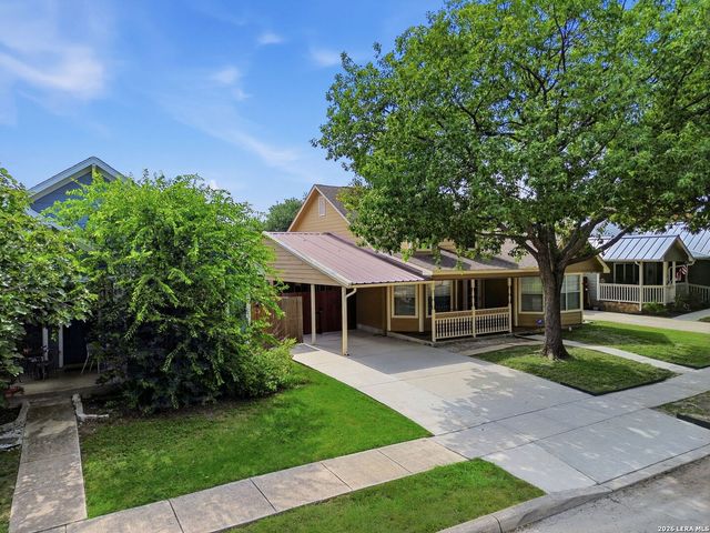 615 Claude W Black, San Antonio, TX 78203