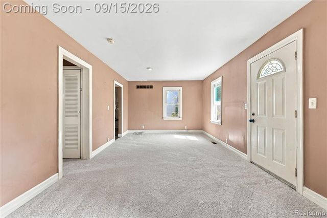 32440 Donnelly Street, Garden City, MI 48135