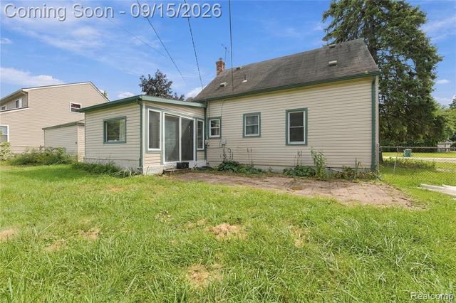32440 Donnelly Street, Garden City, MI 48135
