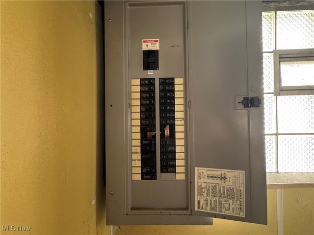 707 4th Street, Brilliant, OH 43913