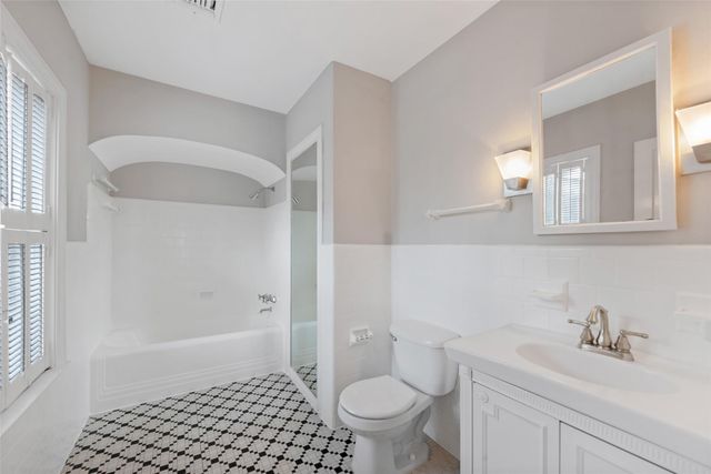 1609 Driscoll Street, Houston, TX 77019