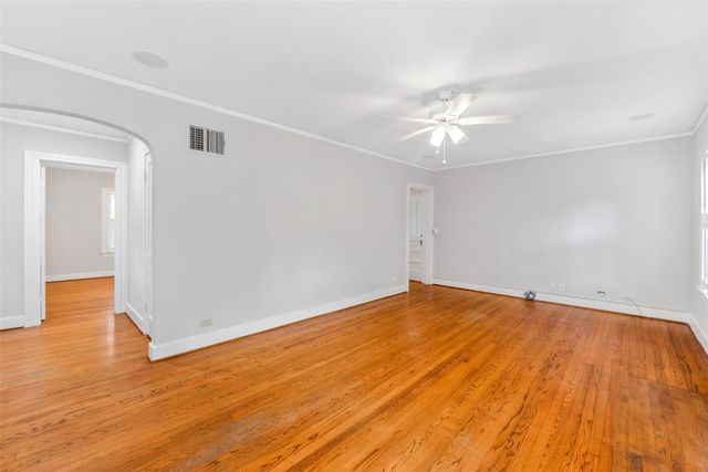 1609 Driscoll Street, Houston, TX 77019