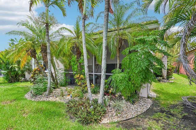 9853 SW EASTBROOK Circle, Port St. Lucie, FL 34987