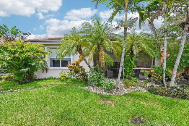9853 SW EASTBROOK Circle, Port St. Lucie, FL 34987