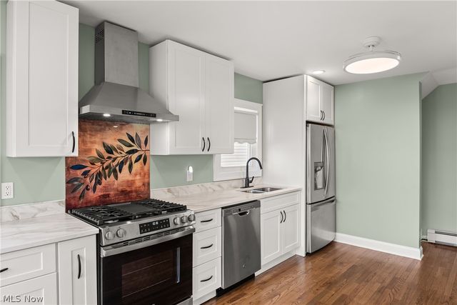 2126 Elbur Avenue, Lakewood, OH 44107