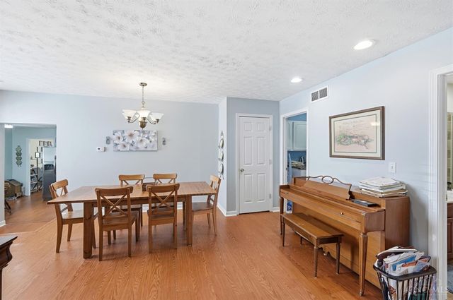 2022 Brell Drive, Middletown, OH 45042
