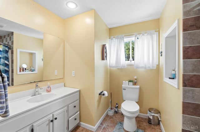 2022 Brell Drive, Middletown, OH 45042