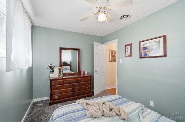 2022 Brell Drive, Middletown, OH 45042
