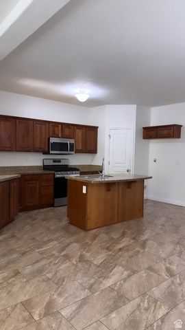 5421 W BRENTFORD CT, West Valley City, UT 84120