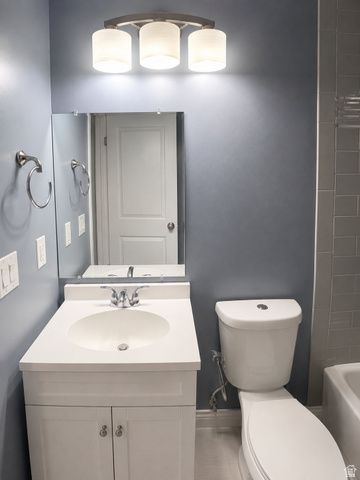 5421 W BRENTFORD CT, West Valley City, UT 84120