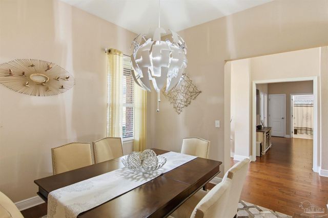 5808 Dunridge Dr, Pace, FL 32571