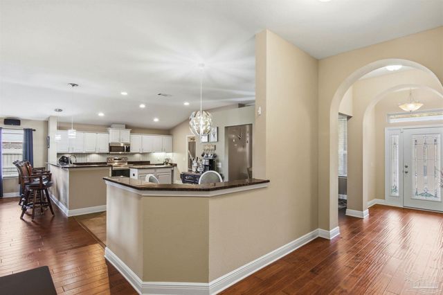 5808 Dunridge Dr, Pace, FL 32571