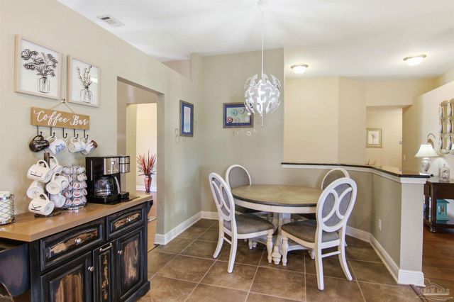 5808 Dunridge Dr, Pace, FL 32571