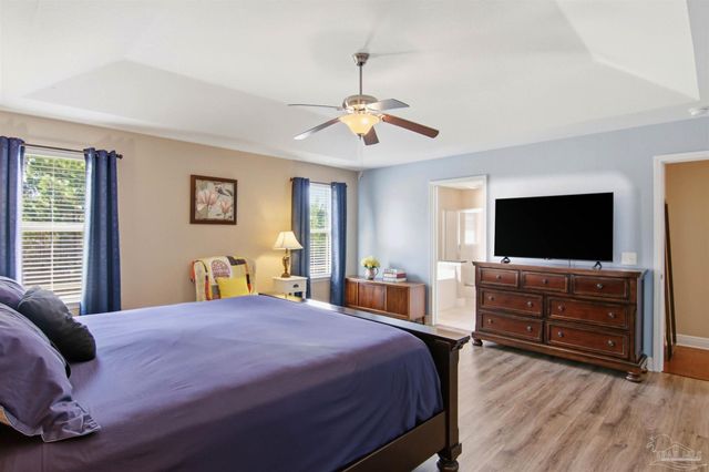 5808 Dunridge Dr, Pace, FL 32571