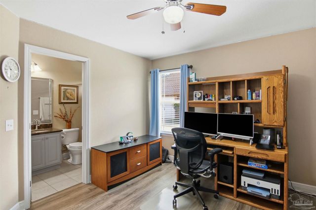 5808 Dunridge Dr, Pace, FL 32571