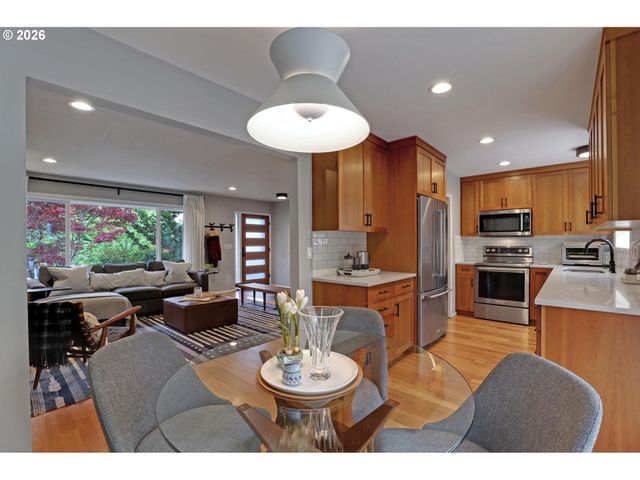 6409 Se 15TH Ave, Portland, OR 97202